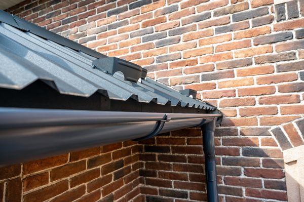 Brick Veneer Siding Installation in Englewood
